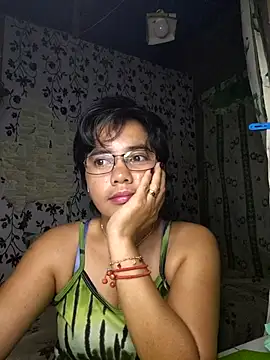 Snapshot of lovely_samxxx24 chatting on 21, 9, 2025 lovely samxxx24 online show from 21, 9, 2025