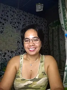 Snapshot of lovely_samxxx24 chatting on 3, 10, 2025 lovely samxxx24 online show from 3, 10, 2025