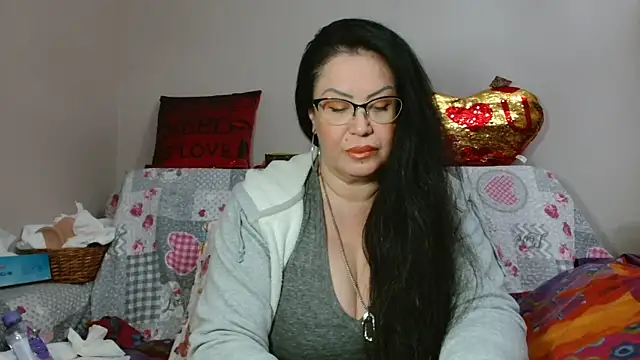 x  KHALEESI  x online show from 9, 12, 2024