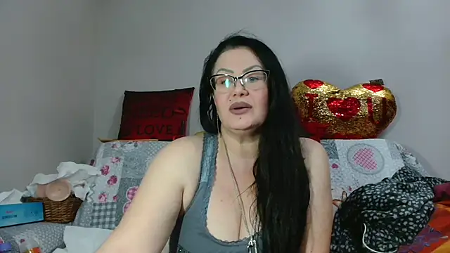 x  KHALEESI  x online show from 13, 12, 2024