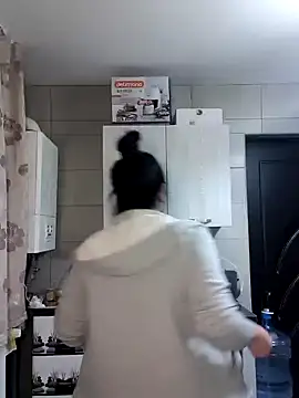 x  KHALEESI  x online show from 23, 12, 2024