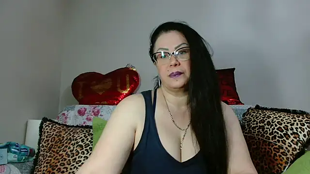 x  KHALEESI  x online show from 9, 3, 2025