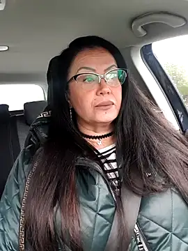 x  KHALEESI  x online show from 3, 10, 2025