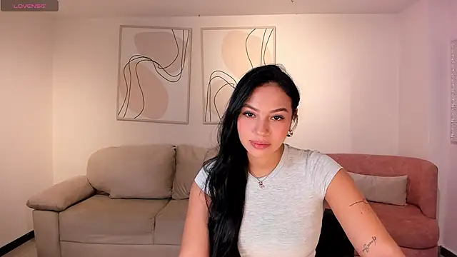 MollyJones  online show from 22, 5, 2026