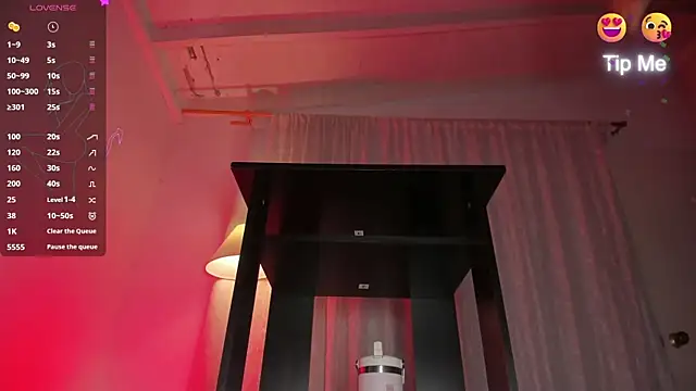 Snapshot of hot_booty_ chatting on 4, 3, 2025 hot booty online show from 4, 3, 2025