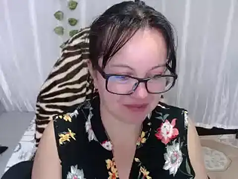 Snapshot of Sonialorens_ chatting on 6, 2, 2025 Sonialorens online show from 6, 2, 2025