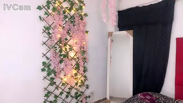 guianushiii  online show from 4, 12, 2024