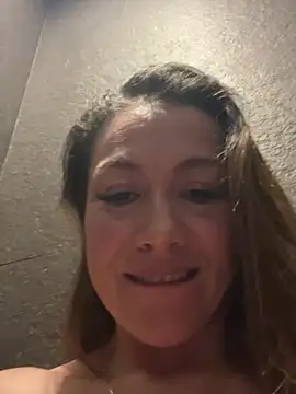 Snapshot of angelitasexy81 chatting on 6, 1, 2025 angelitasexy81 online show from 6, 1, 2025