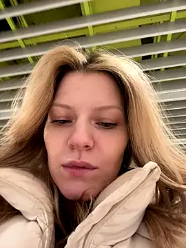 Snapshot of MaryHiggins chatting on 8, 1, 2026 MaryHiggins online show from 8, 1, 2026