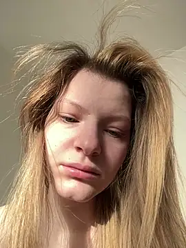 Snapshot of MaryHiggins chatting on 1, 2, 2026 MaryHiggins online show from 1, 2, 2026