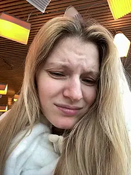 Snapshot of MaryHiggins chatting on 3, 2, 2026 MaryHiggins online show from 3, 2, 2026