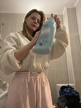 Snapshot of MaryHiggins chatting on 10, 2, 2026 MaryHiggins online show from 10, 2, 2026