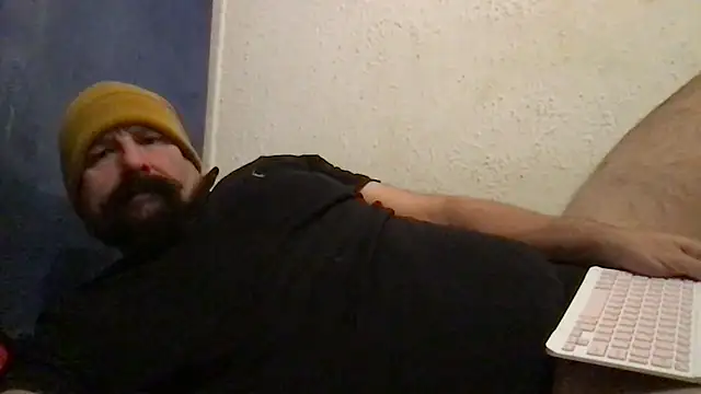 Snapshot of madmaxmiami chatting on 14, 11, 2025 madmaxmiami online show from 14, 11, 2025