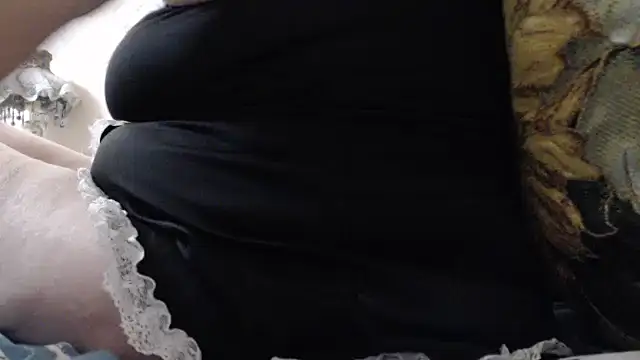 Snapshot of Anabelldestiny chatting on 3, 12, 2025 Anabelldestiny online show from 3, 12, 2025