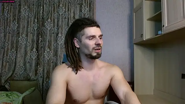 Aestheticguy101 online show from 11, 1, 2025