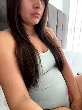 Snapshot of vellaAngel chatting on 15, 1, 2026 vellaAngel online show from 15, 1, 2026