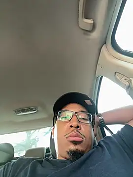 LongDMan420 online show from 8, 2, 2025