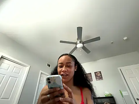 Snapshot of RylHoneyy chatting on 16, 1, 2026 RylHoneyy online show from 16, 1, 2026