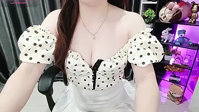 Yuki-yio online show from 23, 6, 2026