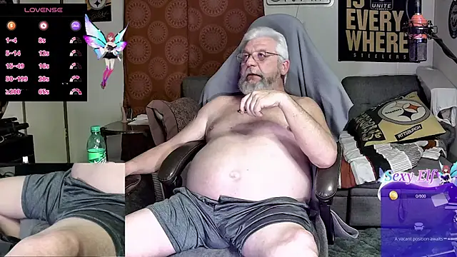 Snapshot of countrydomdaddy chatting on 16, 1, 2025 countrydomdaddy online show from 16, 1, 2025