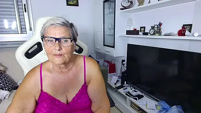 Selenna57 online show from 21, 6, 2026
