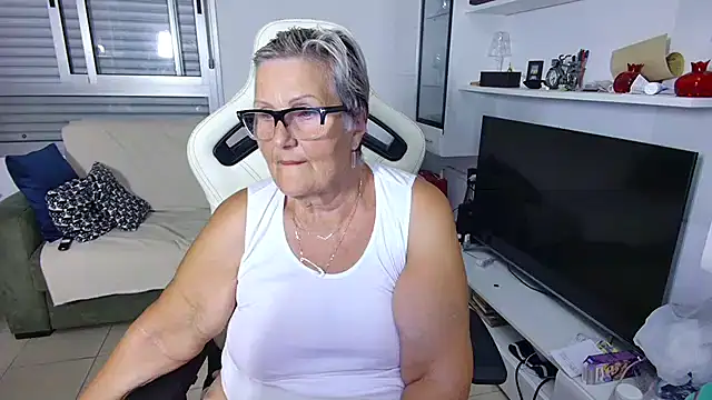 Selenna57 online show from 25, 6, 2026