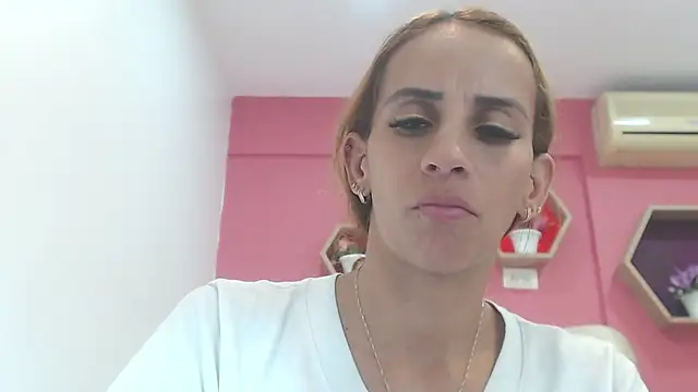 Amber Moore online show from 14, 2, 2025