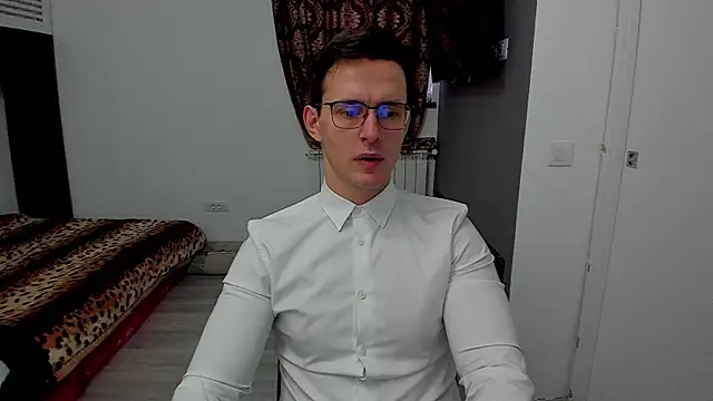 sexxymuscles4u online show from 29, 1, 2025