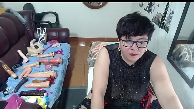 angelitolove727 online show from 5, 12, 2024