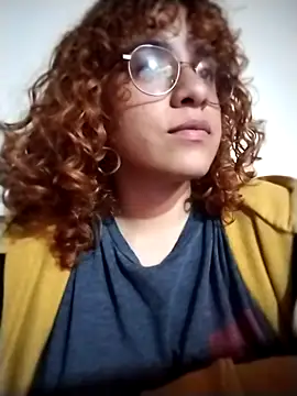 EmmaMelissa0521 online show from 26, 10, 2025