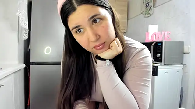Snapshot of MiaMarrone chatting on 30, 4, 2026 MiaMarrone online show from 30, 4, 2026