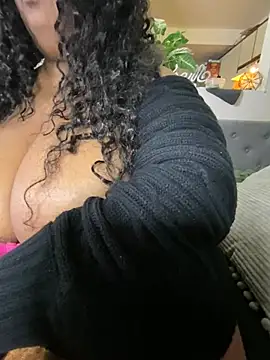 EbonyGoddessKira online show from 31, 1, 2025