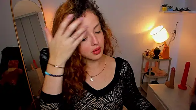 Snapshot of Cassandra_Caiin chatting on 14, 9, 2025 Cassandra Caiin online show from 14, 9, 2025