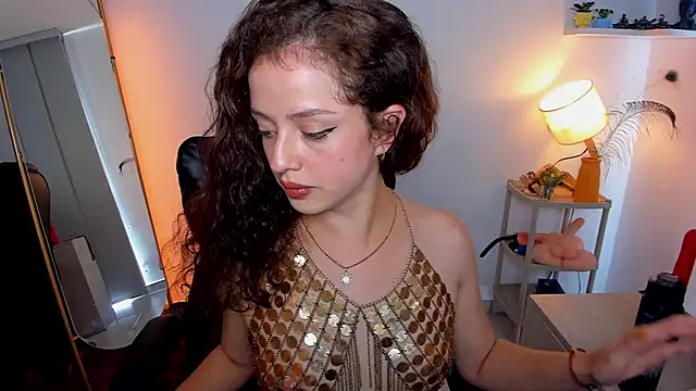 Snapshot of Cassandra_Caiin chatting on 25, 10, 2025 Cassandra Caiin online show from 25, 10, 2025