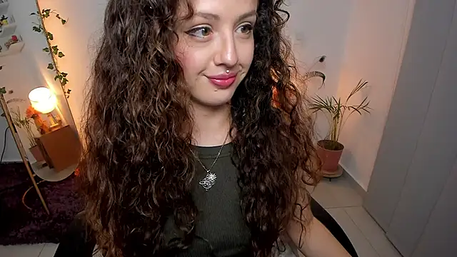 Snapshot of Cassandra_Caiin chatting on 25, 6, 2026 Cassandra Caiin online show from 25, 6, 2026