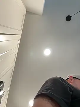 smokeymt420 online show from 9, 9, 2025