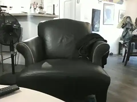 Snapshot of Yankeedave420 chatting on 17, 2, 2025 Yankeedave420 online show from 17, 2, 2025
