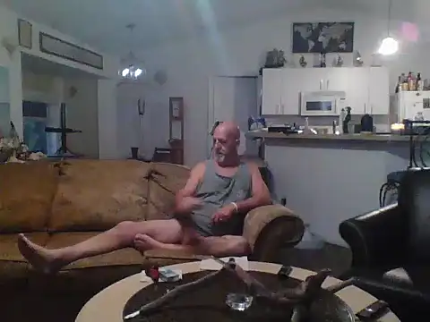 Snapshot of Yankeedave420 chatting on 21, 2, 2025 Yankeedave420 online show from 21, 2, 2025