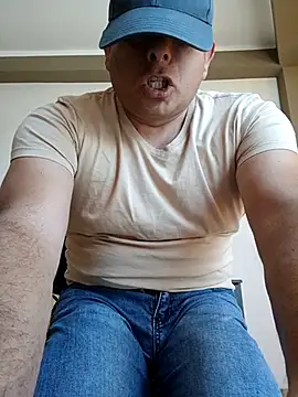 chicoguapo8 online show from 7, 10, 2025