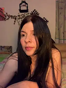 Snapshot of Estefani_32 chatting on 30, 3, 2026 Estefani 32 online show from 30, 3, 2026