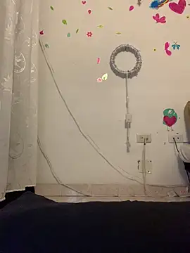 Snapshot of Estefani_32 chatting on 14, 4, 2026 Estefani 32 online show from 14, 4, 2026