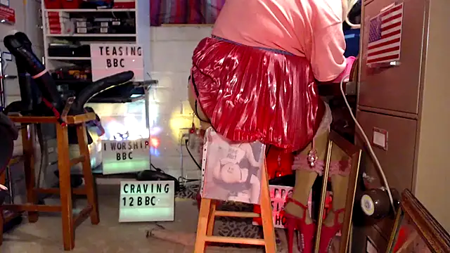 Snapshot of tgirljillforbbc chatting on 8, 1, 2025 tgirljillforbbc online show from 8, 1, 2025