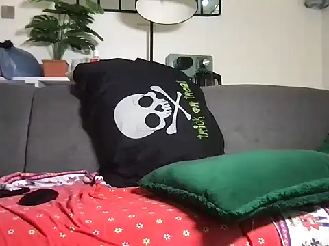 choco petite online show from 10, 1, 2025