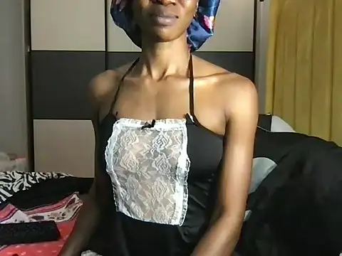 choco petite online show from 28, 2, 2025