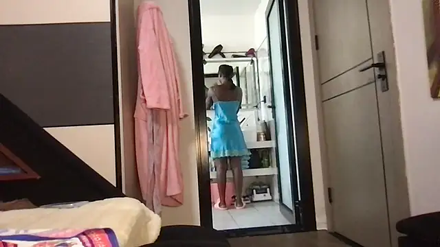 Snapshot of choco_petite chatting on 11, 3, 2026 choco petite online show from 11, 3, 2026