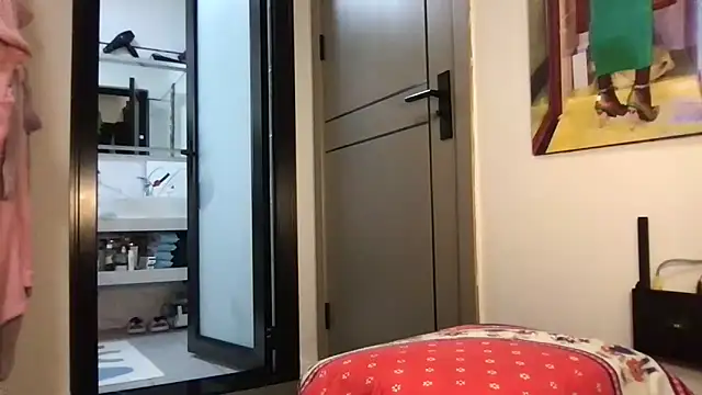 Snapshot of choco_petite chatting on 14, 3, 2026 choco petite online show from 14, 3, 2026