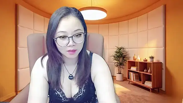 Giuliam online show from 12, 5, 2026