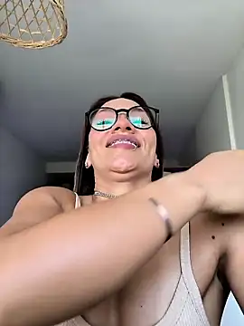 SamyJones9 online show from 8, 2, 2026