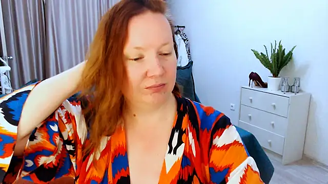 GoddessLara online show from 5, 10, 2025