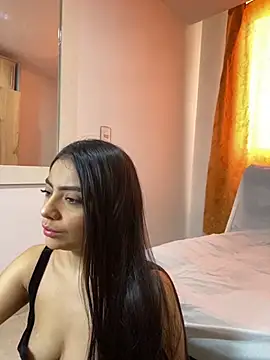 Snapshot of SusanRodriguez_ chatting on 7, 11, 2025 SusanRodriguez online show from 7, 11, 2025